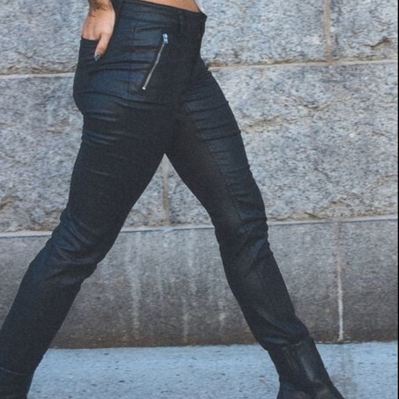 Dynamite Low Rise Skinny Coated Pant ✨ - Picture 5 of 6